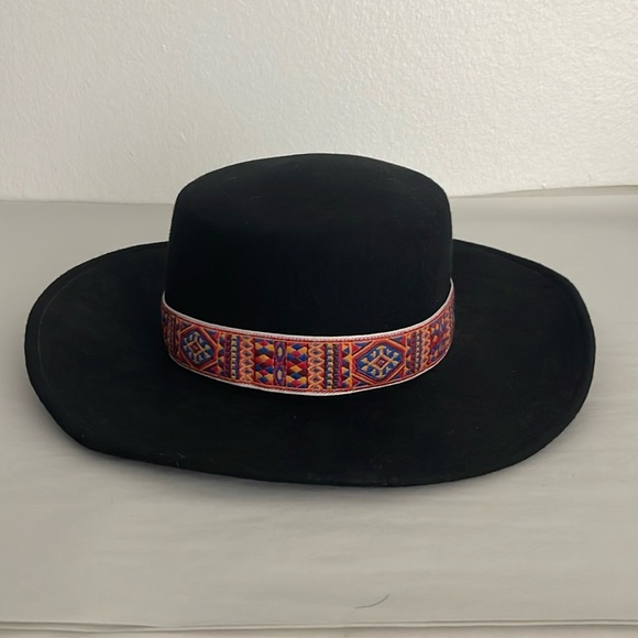 FILIPPO CATARZI 100% Wool Black Fedora Hat Aztec Trim Size Medium/Large Italy - Picture 1 of 4